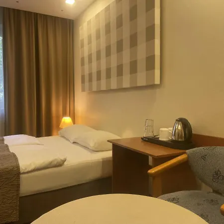 Aparthotel Akme Apartments&rooms 3*